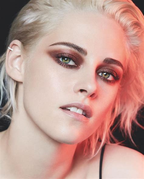 Kristen Stewart Chanel